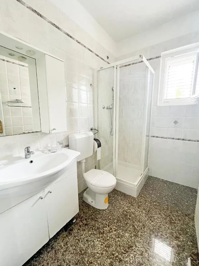 Villa Nico Zadar 3*,